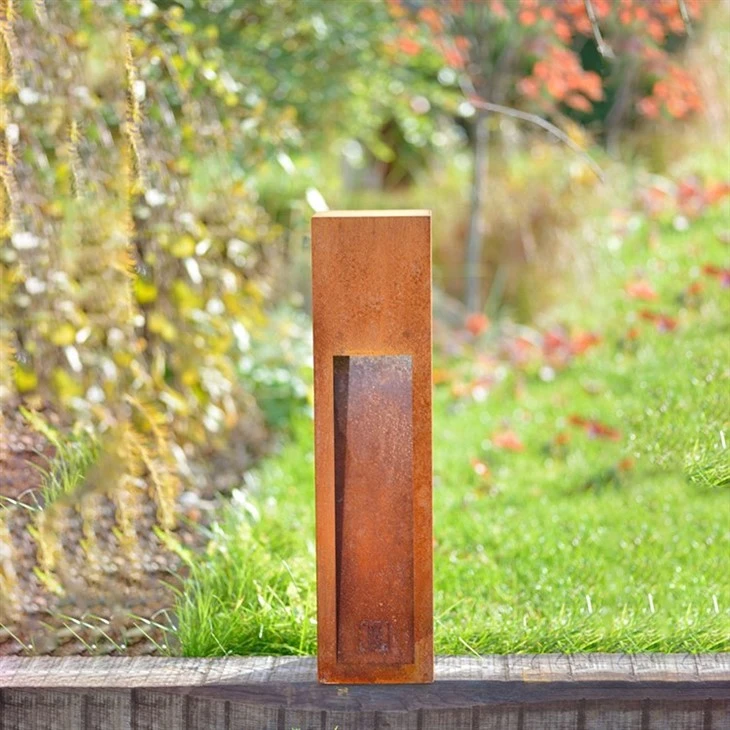 Waterproof Modern Lawn Light